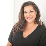 Profile Picture of Empowering Women | Real Estate (@karen.w.cooper) on Instagram