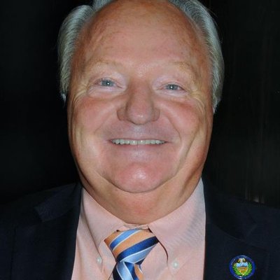 Profile Picture of Bob Macey (@PubServantBob) on Twitter
