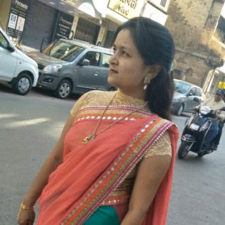 Profile Picture of varsha patel (@_varsha01_) on Tiktok