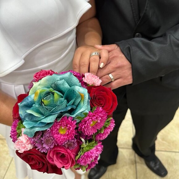 Profile Picture of Ladydp Bulandres (@deepasqual) on Poshmark