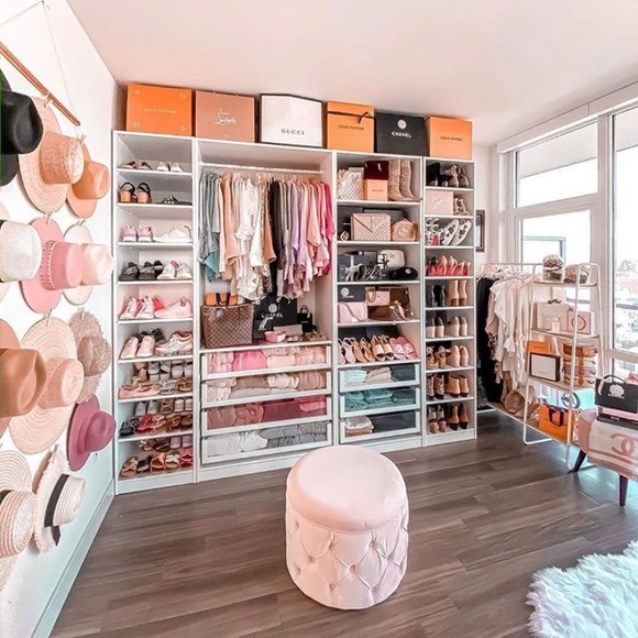 Alisha Luciano - Poshmark Profile Picture of Alisha Luciano (@aluciano97) on Poshmark