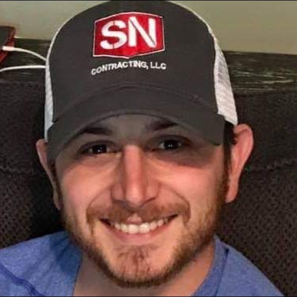 Profile Picture of Michael Swinford (@mswinford37) on Poshmark