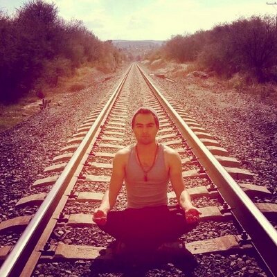 Profile Picture of Alexis Serret ॐ (@AlexSerret) on Twitter