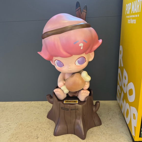 Profile Picture of Iris Xu (@irisxu556) on Poshmark