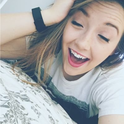 Hayley Pierce-Ramsdell - Twitter Profile Picture of Hayley Pierce-Ramsdell (@PierceRamsdell) on Twitter