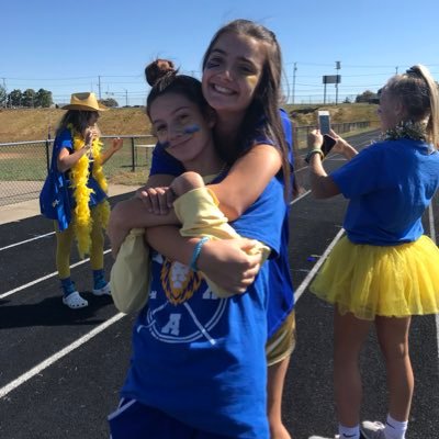 Profile Picture of Lucy Davidson (@lucydavidson21) on Twitter