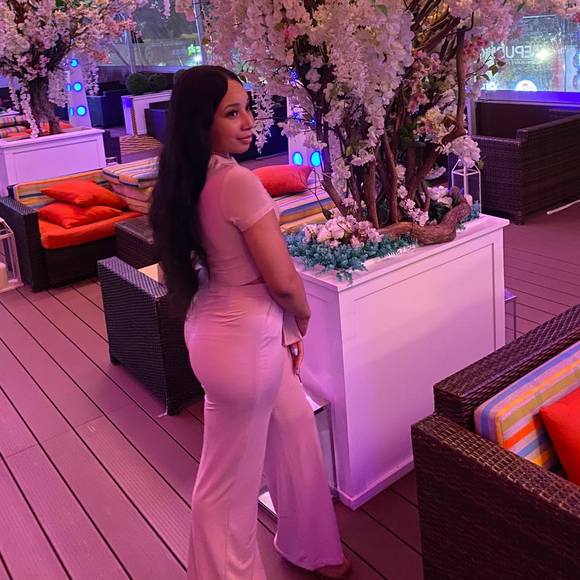 Profile Picture of Mariah Thomas (@choholove) on Poshmark