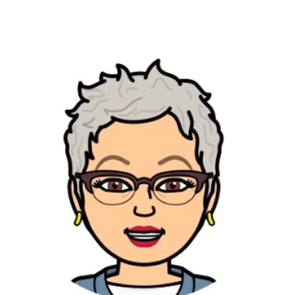 Profile Picture of Tracee Young (@kymommat) on Poshmark