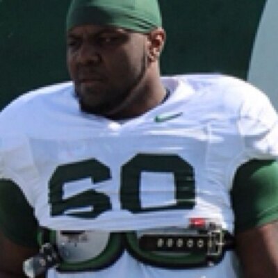 Profile Picture of Sky Bennett (@schuylerbennett) on Twitter