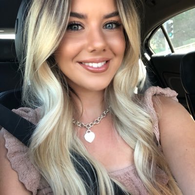 Profile Picture of Jess Burgess (@Jessburgessxx) on Twitter
