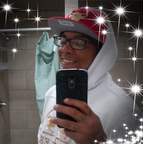 Profile Picture of Tyrone Foster (@tyronefoster) on Poshmark