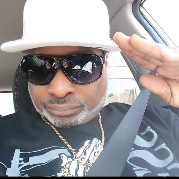 Profile Picture of Patrick Hampton (@blessedman73) on Poshmark