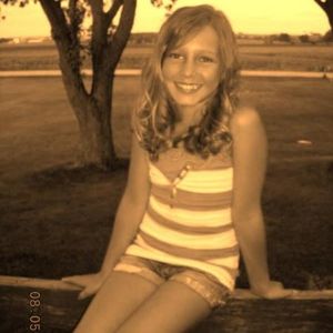 Profile Picture of Alexandra Jordan (@lulubell2101) on Myspace