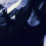 Profile Picture of Caroline Wolfe (@r_song98) on Twitter