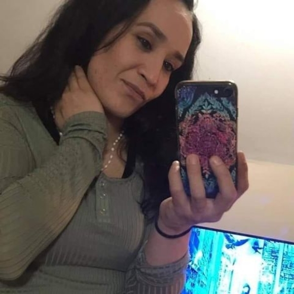 Profile Picture of Angela Abdilla (@angelaabdilla) on Poshmark