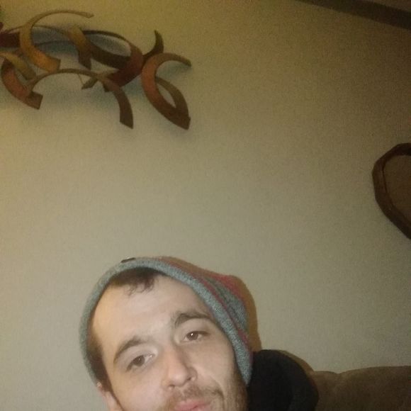 Profile Picture of Andrew Casada (@casadadrew8) on Poshmark