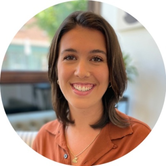 Profile Picture of Kathleen Britten (@kathleenbrit808) on Poshmark