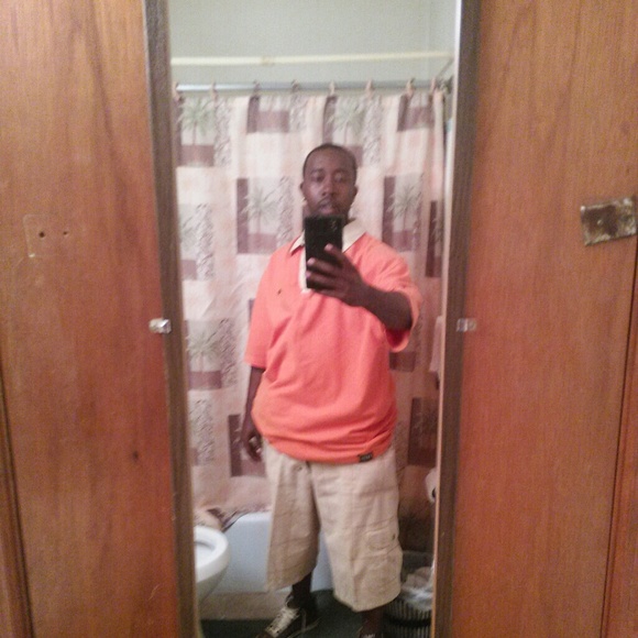 Profile Picture of Jonathan Smith (@itainteasy78) on Poshmark