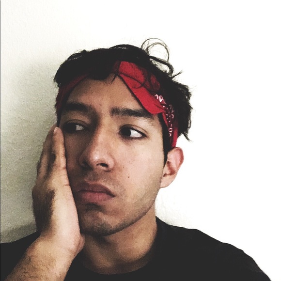 Profile Picture of Jose Herrera (@reagxan) on Poshmark