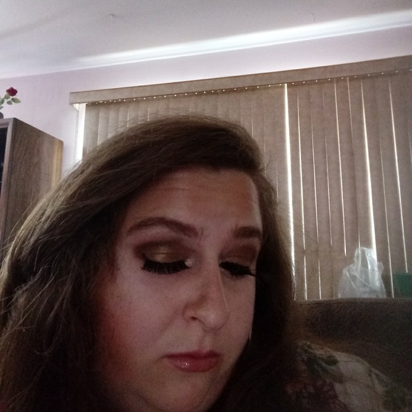 Profile Picture of Serissa Aigen (@srissaroo91193) on Poshmark