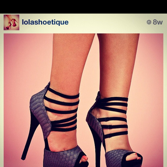 Profile Picture of Tawanda Austin (@taustin) on Poshmark