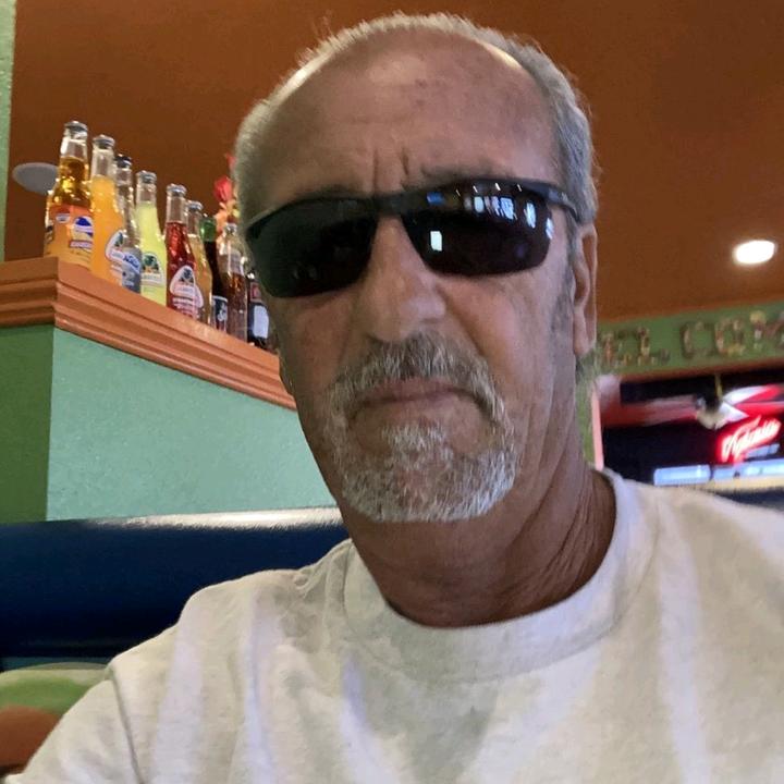 Profile Picture of larryhelgeson12 (@larryhelgeson1) on Tiktok