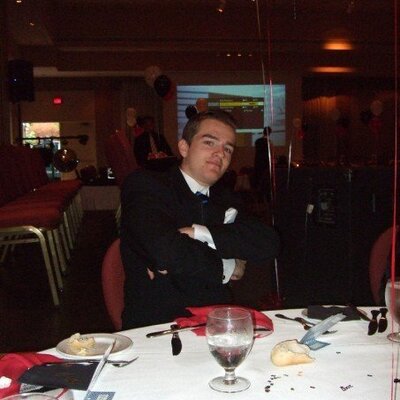 Profile Picture of Robert Settle (@x2sweet) on Twitter