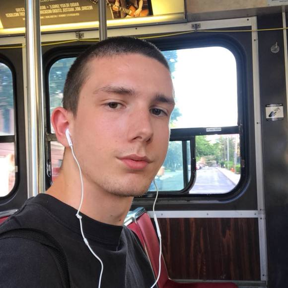 Profile Picture of Cyrus Shewell (@cyrusshewell) on Poshmark