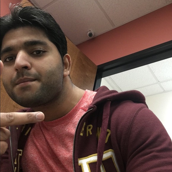 Profile Picture of Hemant Tripathi (@annukar) on Poshmark