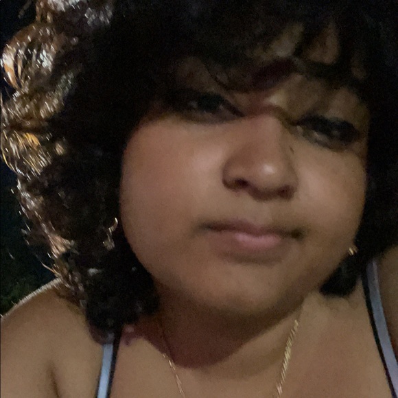 Profile Picture of G Budhram (@budhramgu) on Poshmark