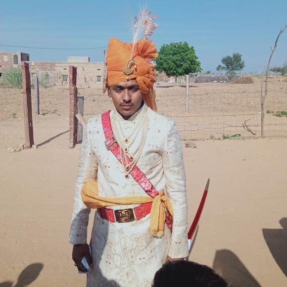 Profile Picture of Madan Singh (@singhmadan4316) on Poshmark