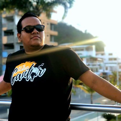 Profile Picture of J O E L (@JoelVelasquez_) on Twitter