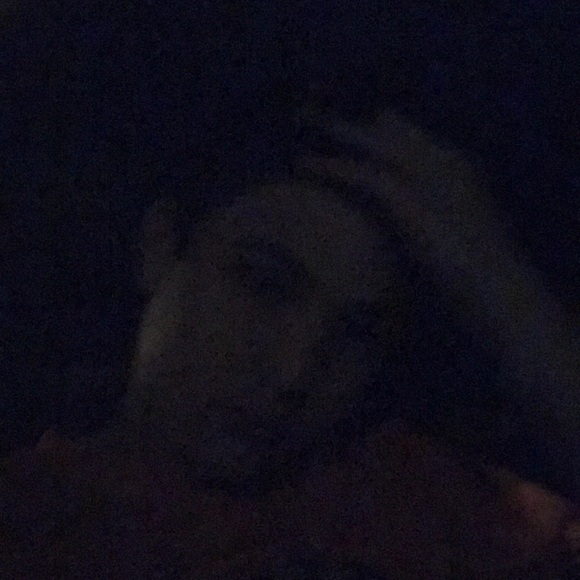 Profile Picture of Aaron Zubler (@aaronzubler) on Poshmark