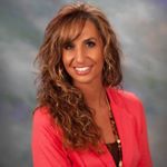 Profile Picture of Lori Kensinger (@lorikhomes) on Instagram