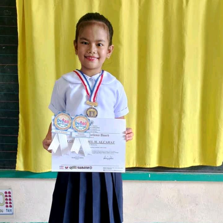 Profile Picture of sabel (@loenia_isabel) on Tiktok