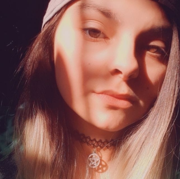 Profile Picture of Alexandra Cruise (@a_cruise) on Poshmark