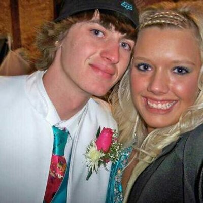 Profile Picture of Molli Jo Michalski (@MolliMichalski) on Twitter