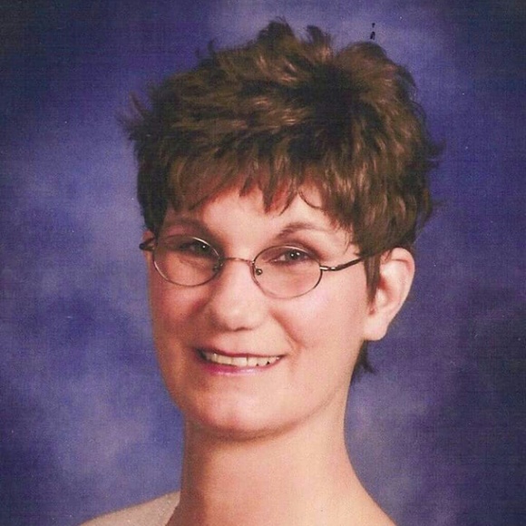 Profile Picture of Dawna Van sickler (@dawnav7) on Poshmark