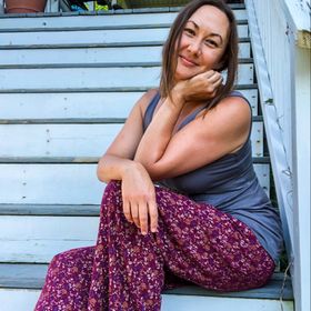 Profile Picture of Sarah Hart Morgan (@sarahhartmorgan) on Pinterest