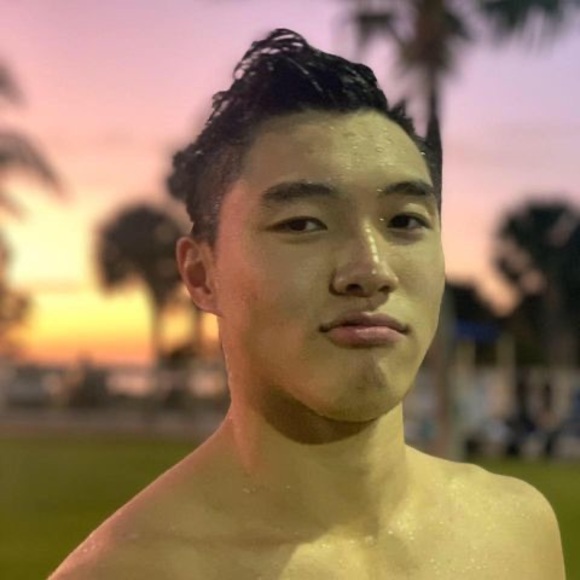Profile Picture of Kevin Luu (@kevinluu268) on Poshmark