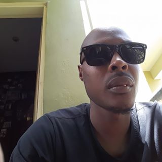 Profile Picture of Iassac Byron (@iassac.byron) on Facebook