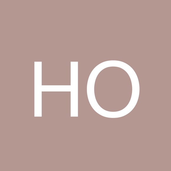 Profile Picture of Heidi Ogen (@heidiogen) on Poshmark