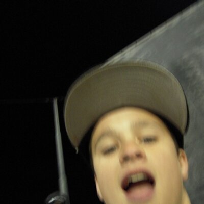 Profile Picture of Michelle Bracken (@mbracken3) on Twitter