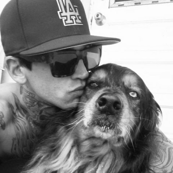 Profile Picture of Jeff Morawski (@bonezmalone13) on Poshmark