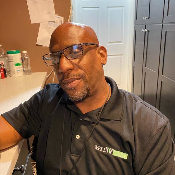 Profile Picture of Eric Howell (@kadokid91) on Poshmark