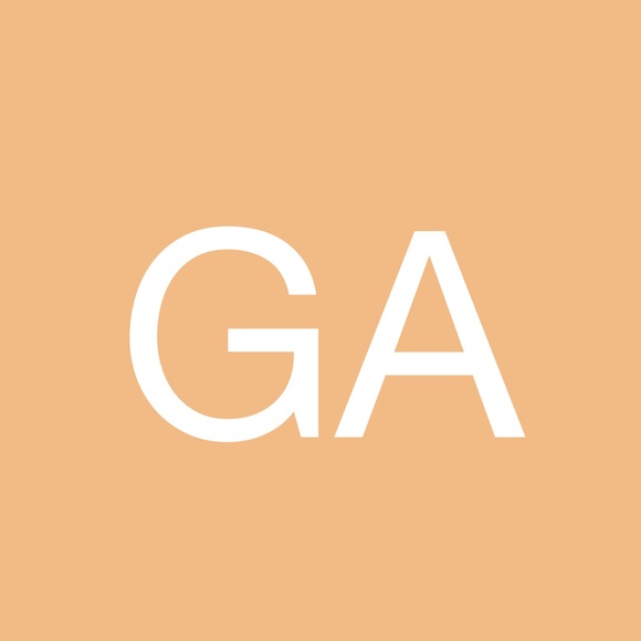 Profile Picture of Gloria Anderson (@fabnyc) on Poshmark