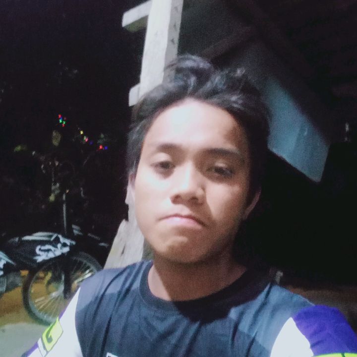 Profile Picture of james look (@@jameslook0) on Tiktok
