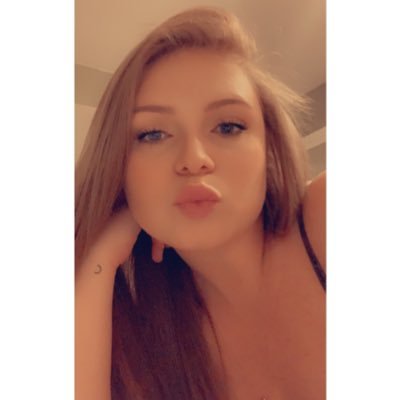 Profile Picture of KayBae (@Kayleigh__Clark) on Twitter