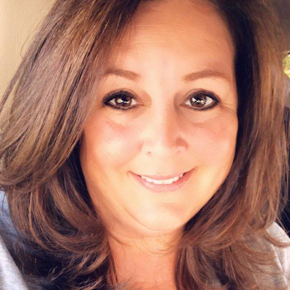 Profile Picture of Julie Hitchcock (@julsie69) on Poshmark
