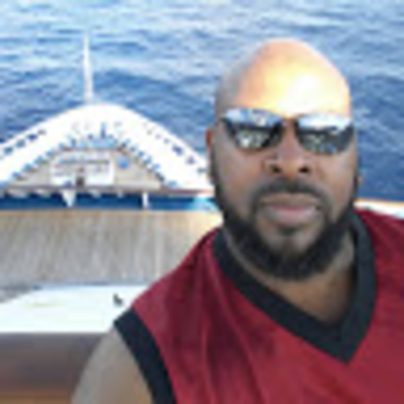 Profile Picture of John Mcbride (@johnmcbride1972) on Poshmark